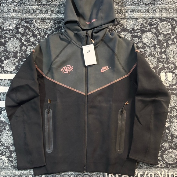 Nike SNYA Tech Fleece Special LIMITED EDITION Pink Hoodie